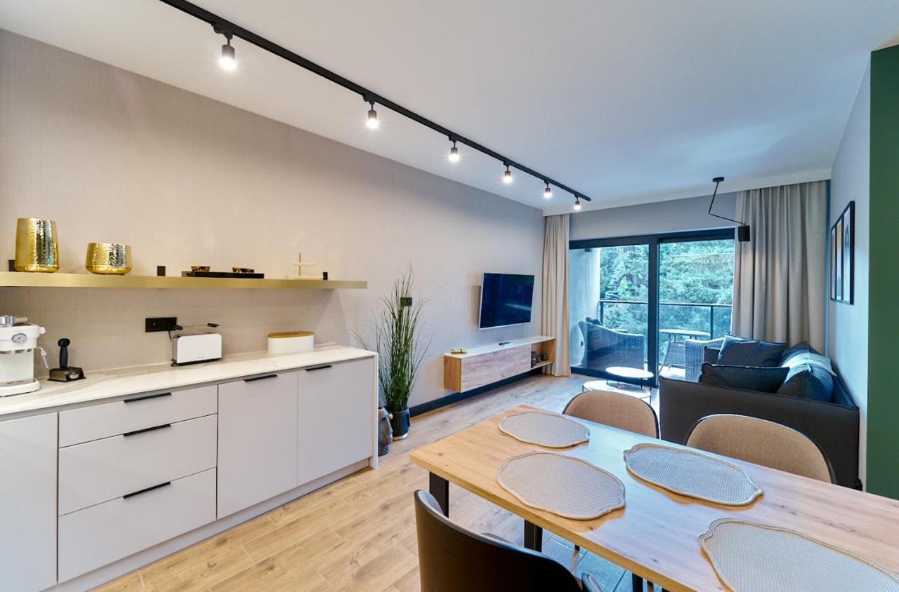 Laguna Ogrody Pieniawskie 33 Emerald Vip-Z Balkonem 波兰尼卡-兹德鲁伊 外观 照片
